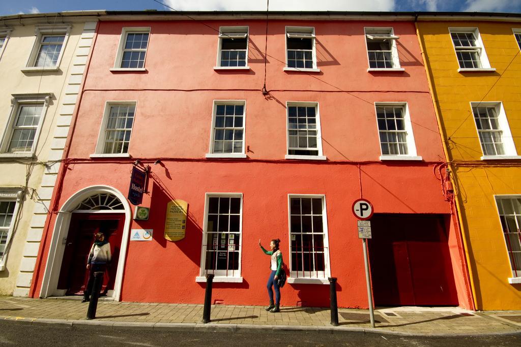 Cashel Holiday Hostel Экстерьер фото